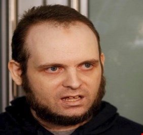 كندا تفرج بكفالة عن سجين كان رهينة سابقا لدى طالبان