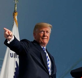 ترامب يلمح لتسريب المدعي الخاص روبرت مولر وثائق للصحافة