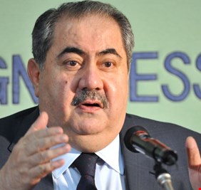 هوشيار زيباري يشن هجوماً لاذعاً صوب العبادي وسليم الجبوري، ويتهمهما  بدفع البلد نحو الهاوية