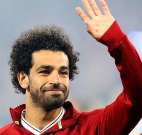والد الفرعون محمد صلاح يتوجه بطلب للحكومة المصرية
