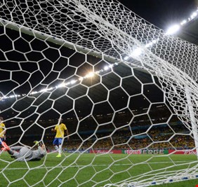 شباك مواجهة ألمانيا والبرازيل التاريخية ستباع لأسباب خيرية