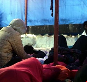 أيام سوداء تتربص باللاجئين في أوروبا