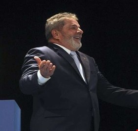 الرئيس البرازيلي السابق يعلق على مباريات مونديال روسيا من سجنه