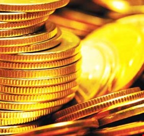 الذهب يرتفع كملاذ آمن بفعل توترات التجارة بين أمريكا والصين