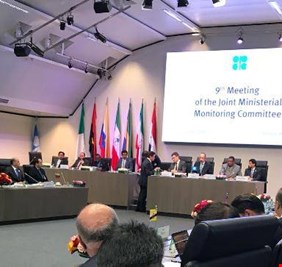 بدء الاجتماع الوزاري للمنتجين من اعضاء اوبك وخارجها لمناقشة تعديل الاتفاق