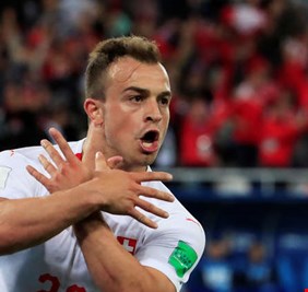 تعرف على سر الاحتفال الغريب لثنائي سويسرا بعد التسجيل في مونديال روسيا