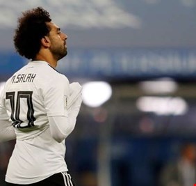 الفرعون صلاح يدرس الاعتزال دوليا عقب مونديال روسيا