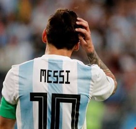 ميسي يواجه خطر الإيقاف في مونديال روسيا