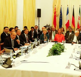 الدول الموقعة على الاتفاق النووي تؤكد التزامها بمواصلة استيراد النفط الإيراني