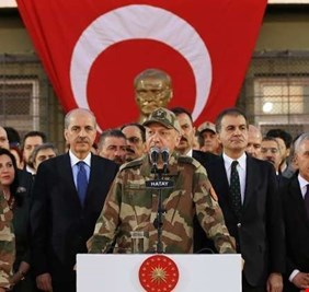 أردوغان: الجيش التركي قد يخضع لوزارة الدفاع