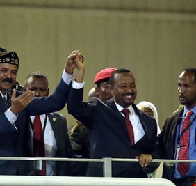 زيارة تاريخية للرئيس الإريتري إلى إثيوبيا