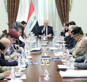 خلية الأزمة الحكومية تعقد اجتماعها الأول برئاسة العبادي وتتخذ عدة قرارات