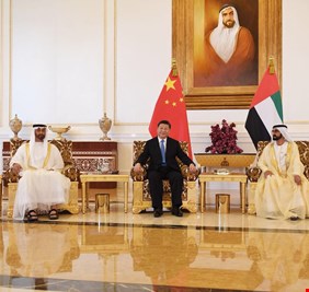 الرئيس الصيني يبدأ زيارة تاريخية للإمارات