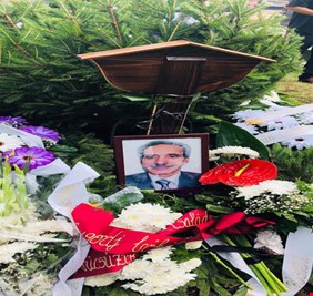 عاش غريباً ومات غريباً ودفن غريباً .. بالصور .. كاظم عبود يوارى الثرى في مدينة 