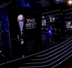رسميا.. الكشف عن قائمة المرشحين للفوز بجائزة أفضل لاعب في العالم 2018