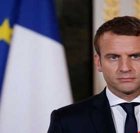 فرنسا.. المعارضة تطرح مذكرتين لإسقاط الحكومة