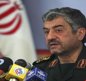 قائد الحرس الثوري الإيراني: لسنا كوريا الشمالية لنقبل دعوة ترامب