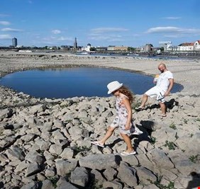 الجفاف يجتاح أوروبا ويكشف عن أسلحة من عهد الحرب العالمية