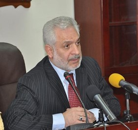 الأديب: العملية السياسية في العراق تحتاج الى مراجعة شاملة