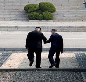 الكوريتان تتفقان على قائمة لمّ شمل مؤقت