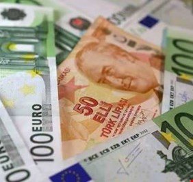 الليرة التركية تهبط إلى مستويات قياسية جديدة