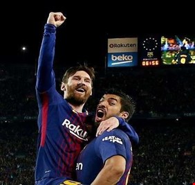 برشلونة أول ناد يضع هذا الشعار على قميصه
