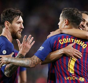 ميسي يقود برشلونة للفوز على ألافيس في انطلاقة 