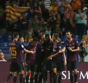دورتموند يأخذ نصيبه من فوز برشلونة على ألافيس