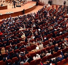 القانونية النيابية : دعوة العبادي لمعصوم بتشكيل الحكومة غير دستورية