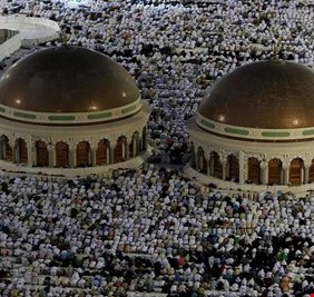 المغرب يحتج على اختلالات تعرض لها حجاجه هذا العام