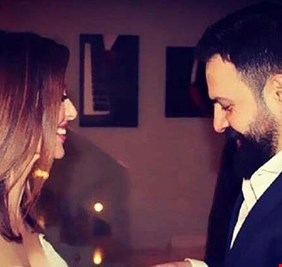 كيف ردّ تيم حسن وزوجته على مروجي الإشاعات حولهما؟