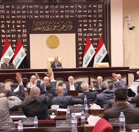 نائب يتحدث عن مزاد داخل البرلمان العراقي