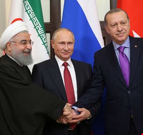 أردوغان: نعمل مع روسيا وإيران لتجنب الكارثة في إدلب السورية