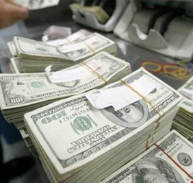 المركزي يعلن عن بيع اكثر من 174 مليون دولار عبر مزاده