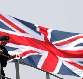 رئيس أركان البحرية البريطانية السابق يحذر من 