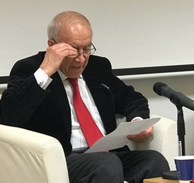 رئيس السن يتسلم طلباً نيابياً لعقد جلسة طارئة بشأن البصرة