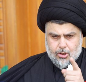 مقرب منه يكشف موقف الصدر من ترشح العبادي لولاية ثانية