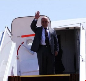 العبادي يصل على رأس وفد وزاري الى البصرة