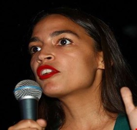 سياسية أمريكية شابة تتهم مستشار نتنياهو بالاعتداء الجنسي عليها