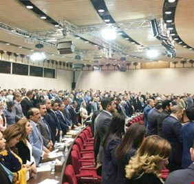 قانوني: استمرار انعقاد جلسة البرلمان خرق دستوري كبير