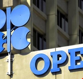 أوبك تتوقع طلبا اقل على النفط في 2019 وتحذر بشأن الاقتصاد