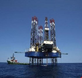 الطاقة الدولية: زيادة المعروض العالمي للنفط لمستوى قياسي