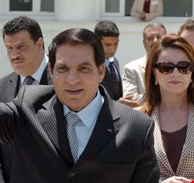 سفير القذافي: بن علي لم يهرب بل غادر لأداء العمرة واستلم مني 250 ألف