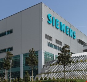 شركة سيمنز تتعهد بإنهاء معاناة العراقيين كالمصريين