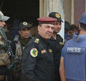 بالصور .. اهالي دهوك ومحبيه يرافقون برواري الى مثواه الاخير