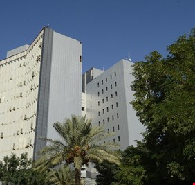 المالية: مقدار العجز بالموازنة ١٩ ترليون دينار وزيادة اسعار النفط اسهمت بعدم الاقتراض