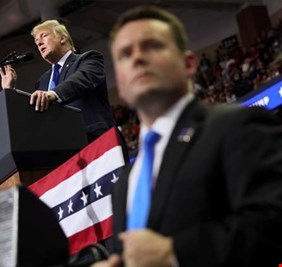 بعد البنتاغون.. ترامب يتلقى ظرفا مشبوها!