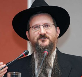 حاخام اليهود الأكبر في روسيا يفسر تصريحه بشأن توريد 