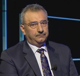 نائب يكشف عن توقيع وزراء 