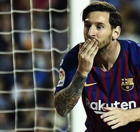 ميسي لاعب الشهر في 